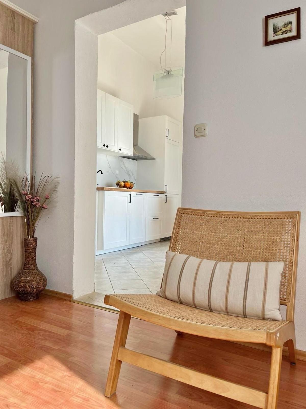 Apartments Curnic Jesenice  Kültér fotó